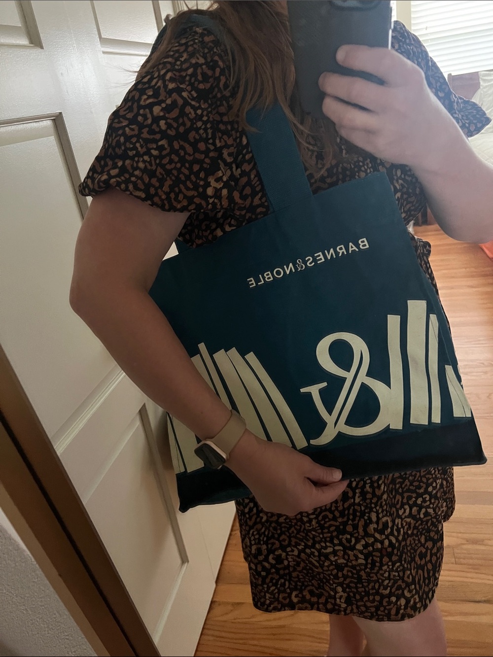PAIR of Barnes & Noble A BAG of BOOKS Tote Bags - teal and deep royal blue - Picture 5 of 16
